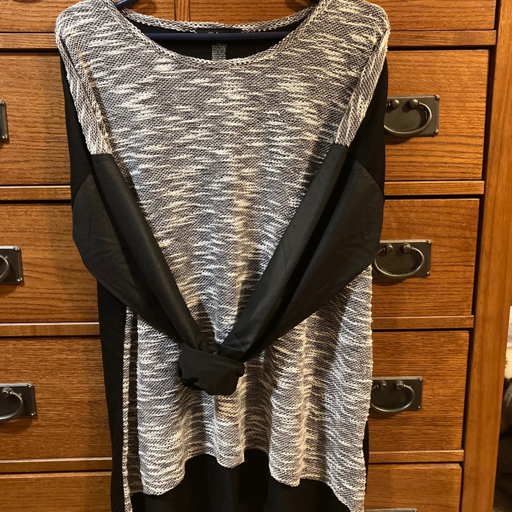 🍁 Style&Co long sleeve faux/vegan leather knit tunic